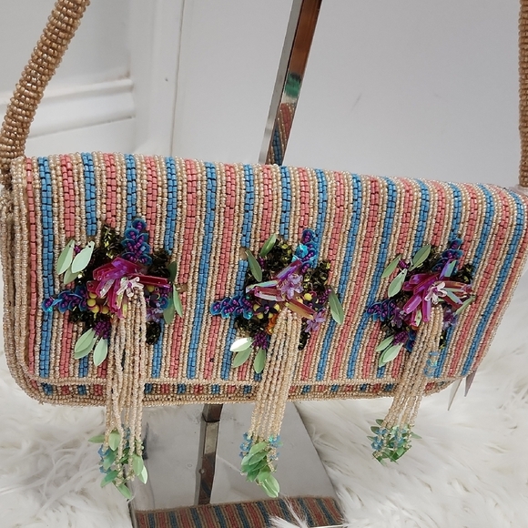 🔹️Made In india🔹️ Viral Floral Colorful Striped Beaded Fringe Shoulder Bag - Picture 3 of 10
